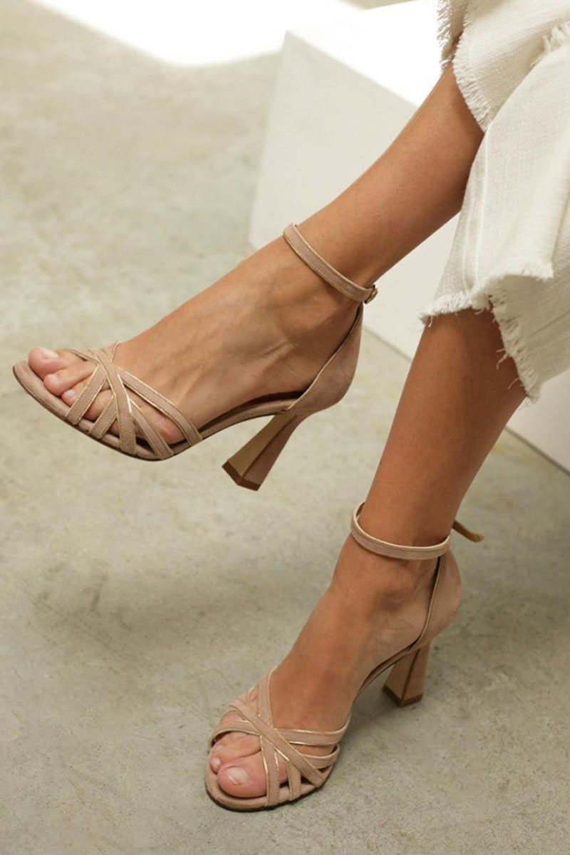 Marona™ | Sandalias patchwork con punta redonda y tacón fino