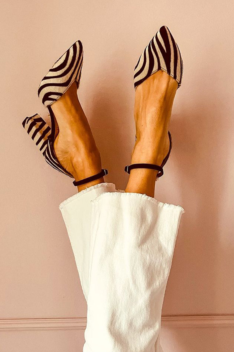 Mirai™ | Sandalias con tacón mediano y correa con estampado de cebra