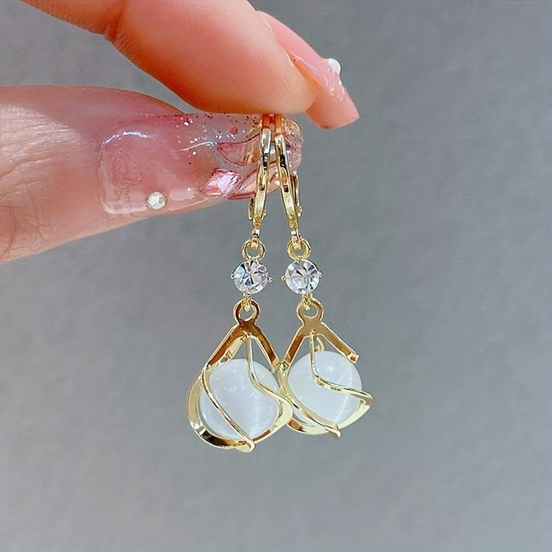 Pendientes Dorados Vintage con Ópalo