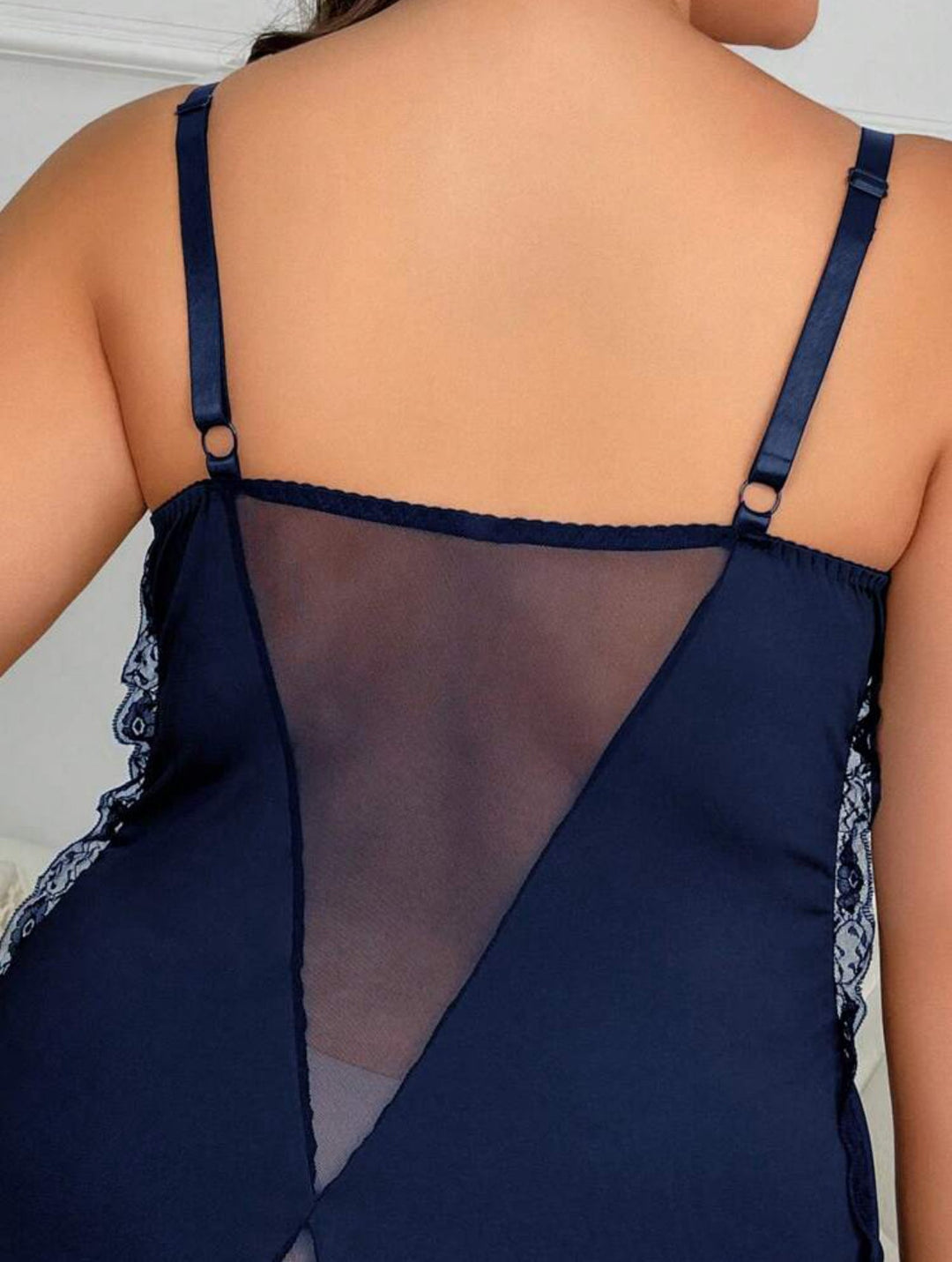 Babydoll curvy de tul plisado y encaje con aros