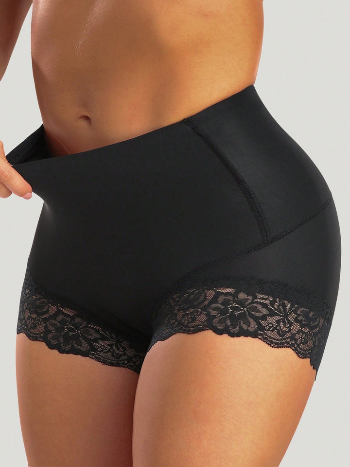Faja moldeadora curvy de encaje para control abdominal