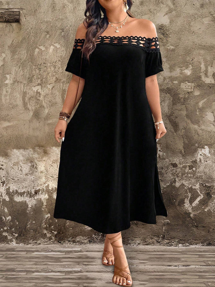 Melania | Vestido Curvy de Hombros Descubiertos con Encaje