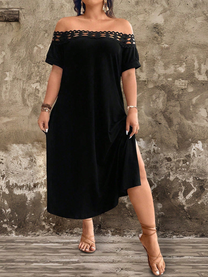 Melania | Vestido Curvy de Hombros Descubiertos con Encaje