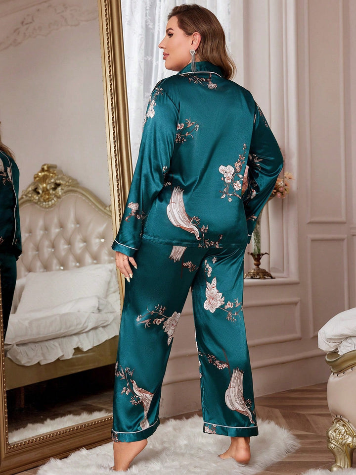 Pijama curvy de satén floral con ribetes en contraste