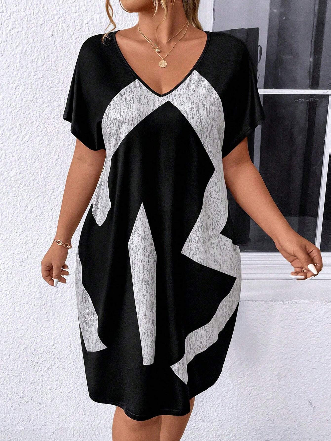 Lilia | Vestido Curvy Estampado con Bolsillos