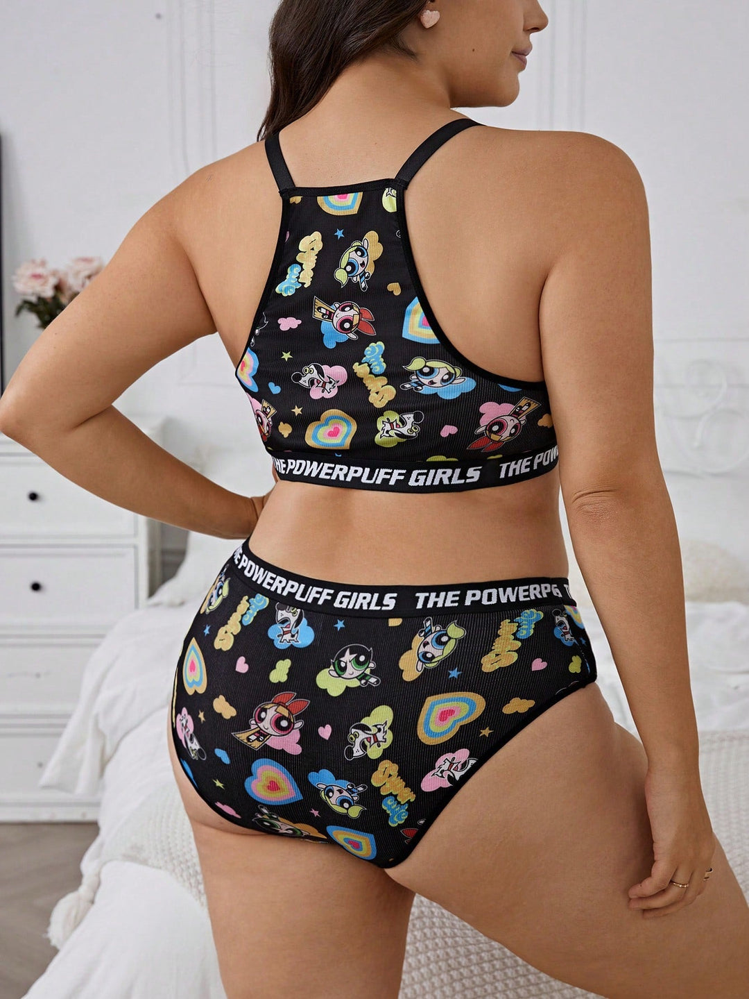 Conjunto curvy de sujetador y braguita con corazones