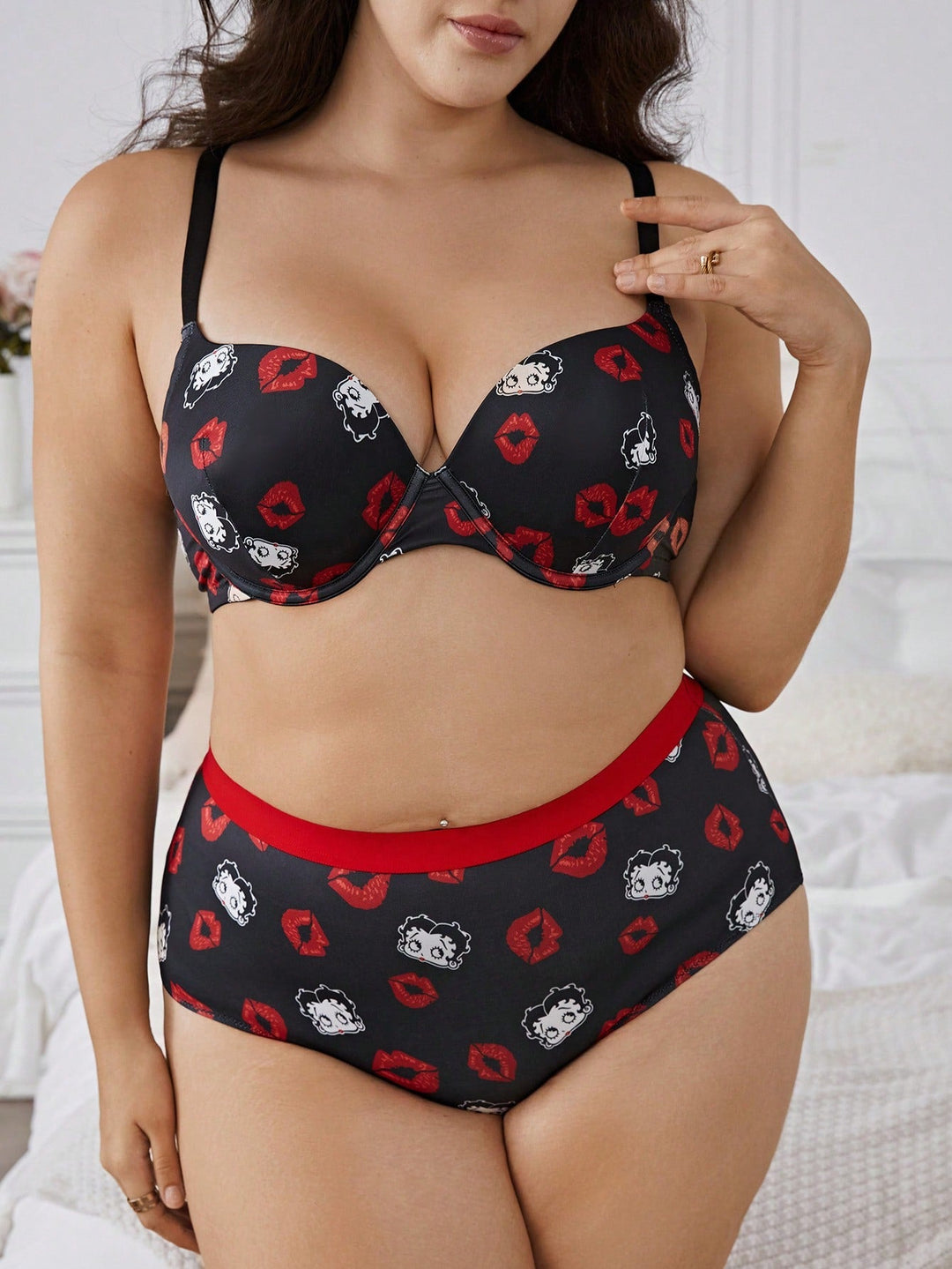 Conjunto curvy de sujetador y braguita con estampado divertido