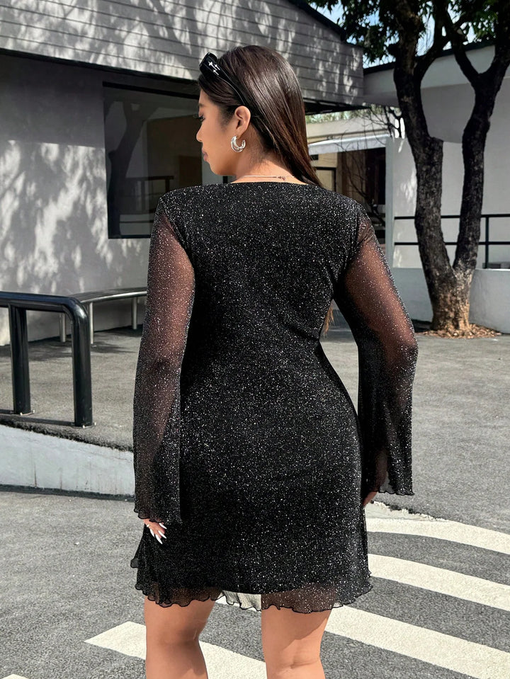 Magdalena | Vestido Curvy Elegante con Tul y Lentejuelas