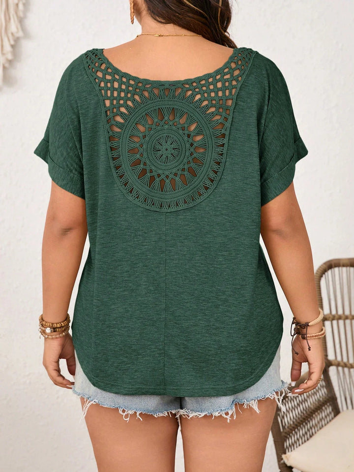 Jacinta | Camiseta Curvy de Encaje y Girasoles