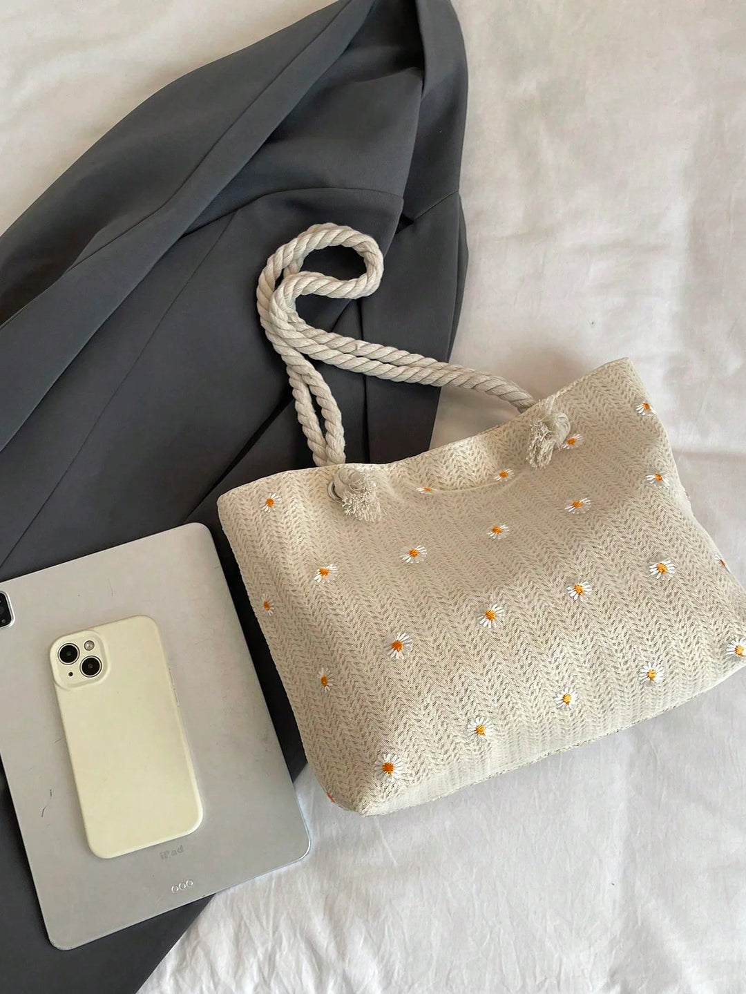 Jimena | Bolso Bombonera de Paja Floral