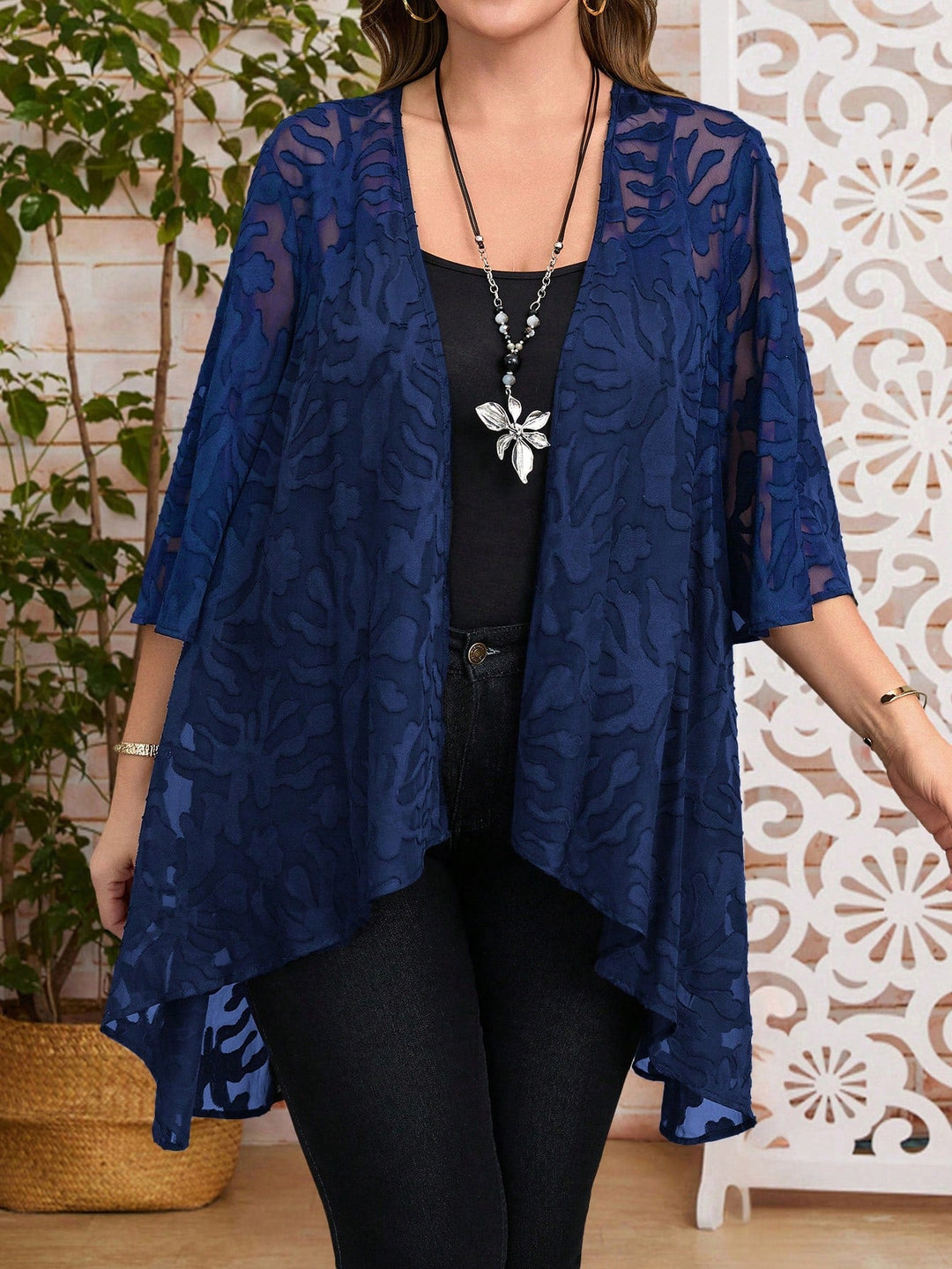 Paola | Chaqueta Curvy Jacquard de Manga Tres Cuartos