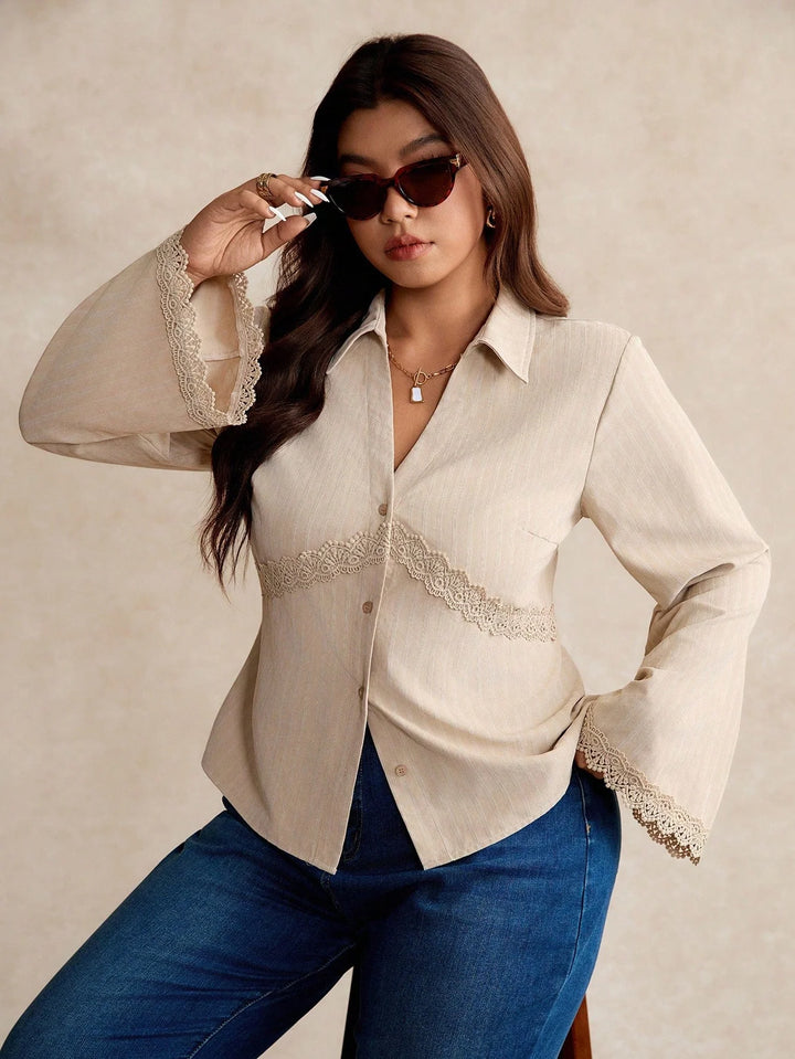 Miriam | Camisa Curvy Elegante con Encaje