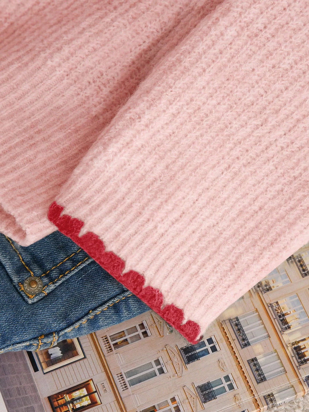 Candela | Jersey Curvy de Escote en V y Pata de Gallo