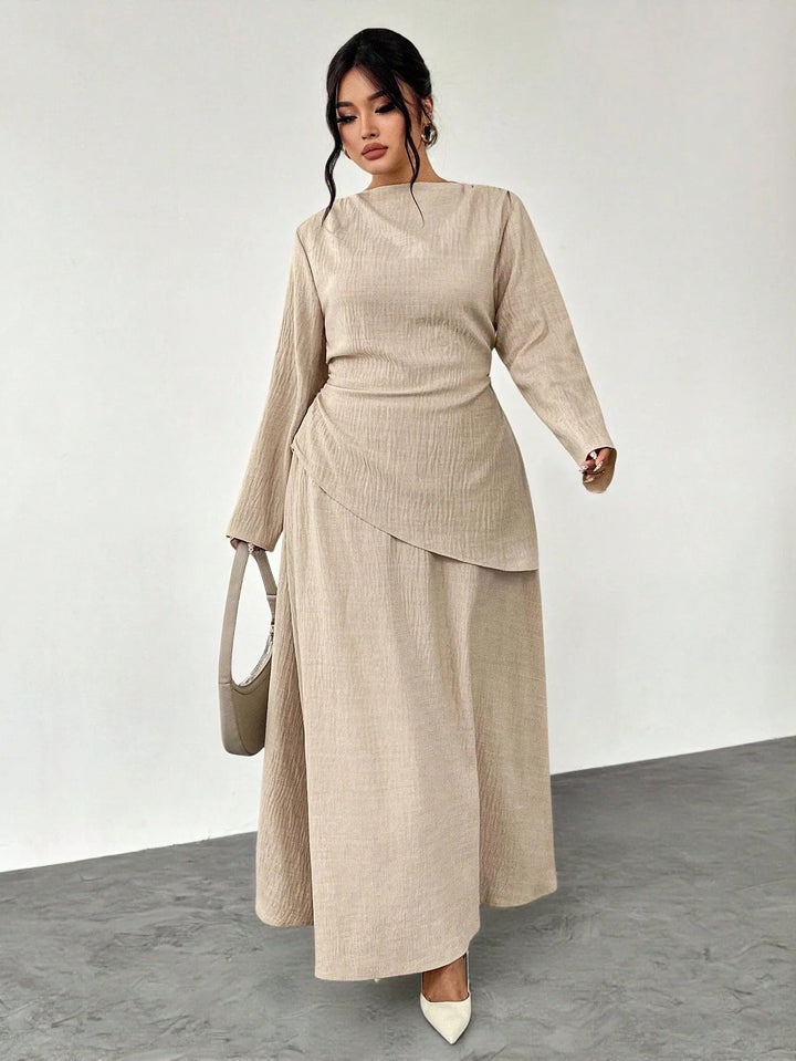 Herminia | Conjunto Curvy de Blusa y Falda para Oficina