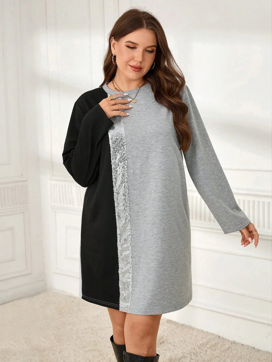 Azahara | Vestido Curvy de Manga Larga Bicolor