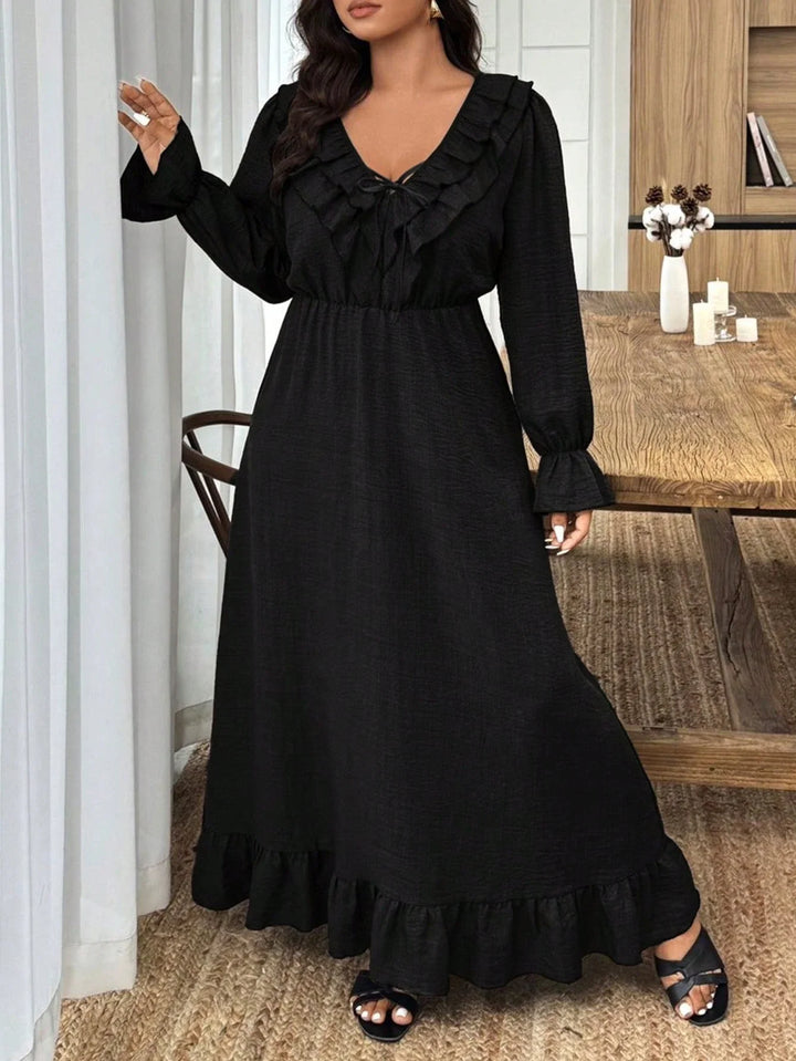 Aurora | Vestido Curvy con Cuello de Volantes