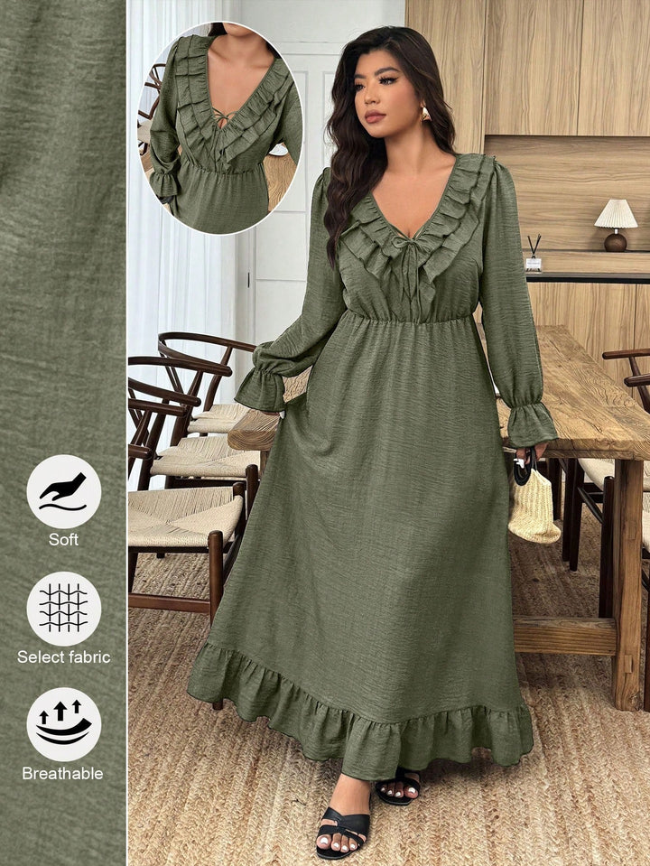 Selena | Vestido Curvy con Escote en V y Volante