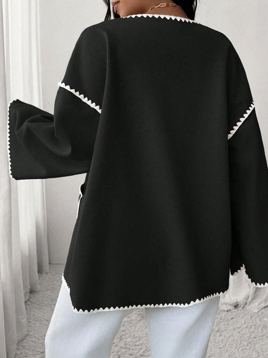 Brígida | Chaqueta Curvy Amplia con Bordados