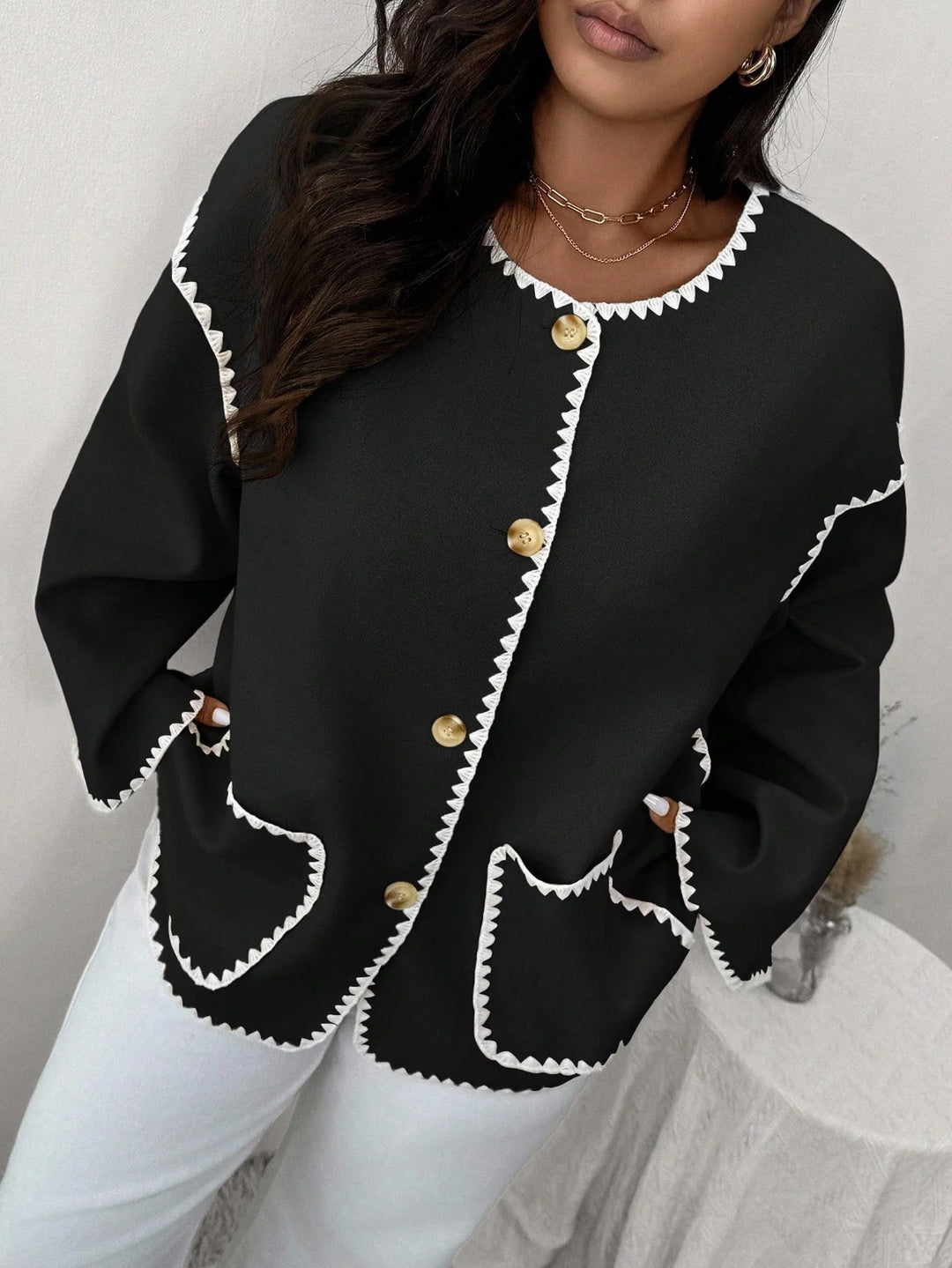 Brígida | Chaqueta Curvy Amplia con Bordados