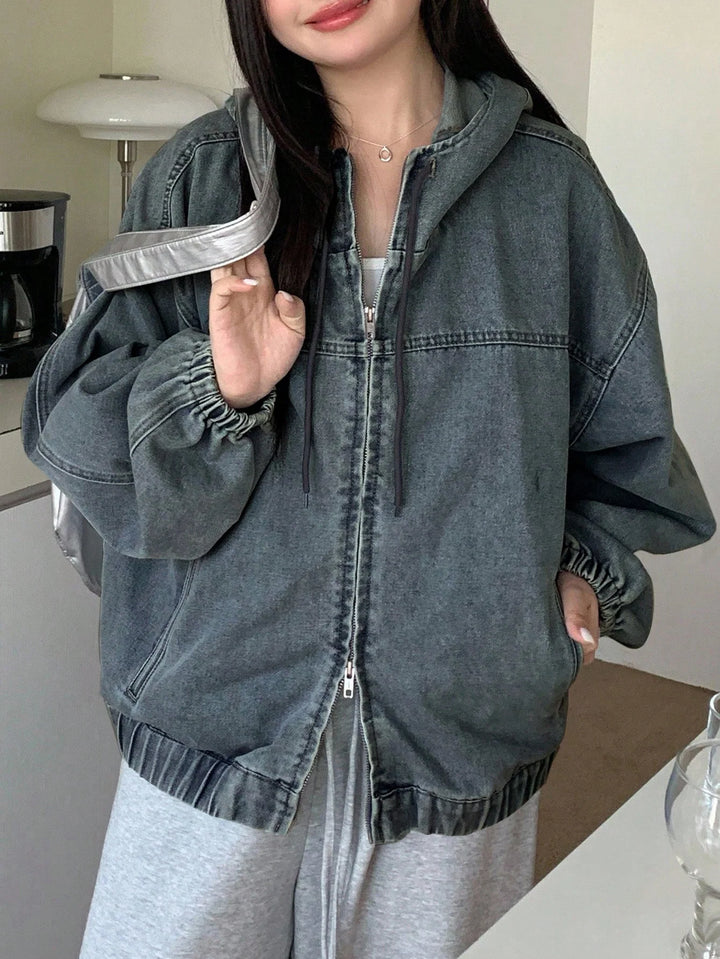 Luna | Chaqueta Vaquera Curvy Oversize con Capucha