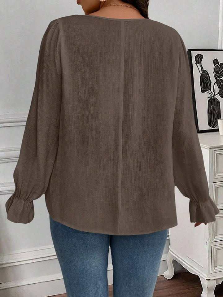 Isabel | Blusa Curvy con Encaje y Volantes