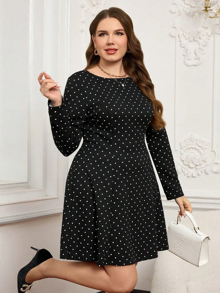 Verónica | Vestido Midi Curvy de Lunares
