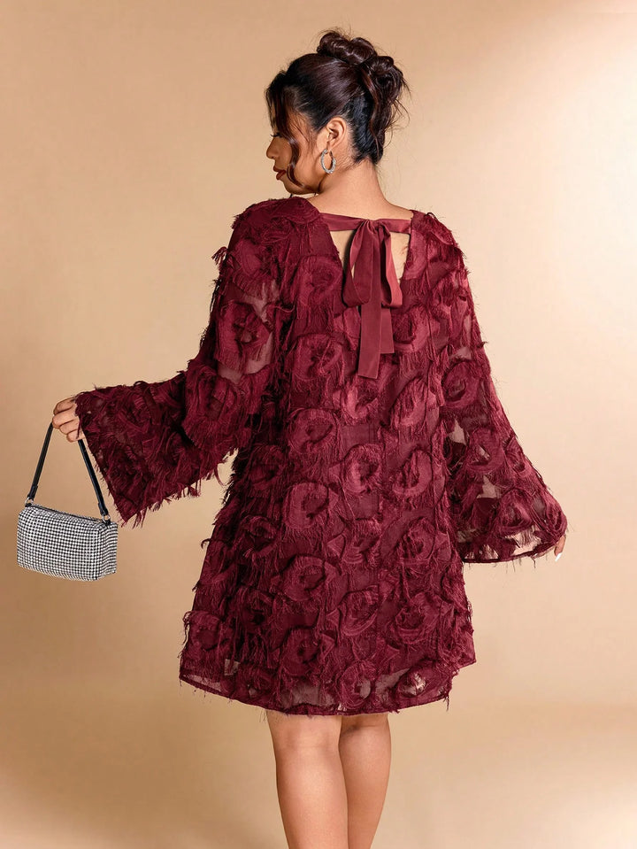 Aurelia | Vestido Midi Curvy Jacquard con Lazo