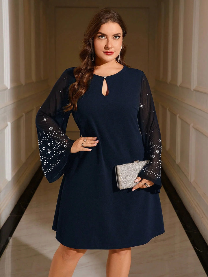 Berta | Vestido Curvy Elegante con Pedrería