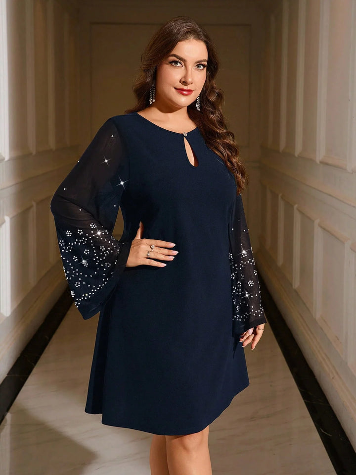 Berta | Vestido Curvy Elegante con Pedrería