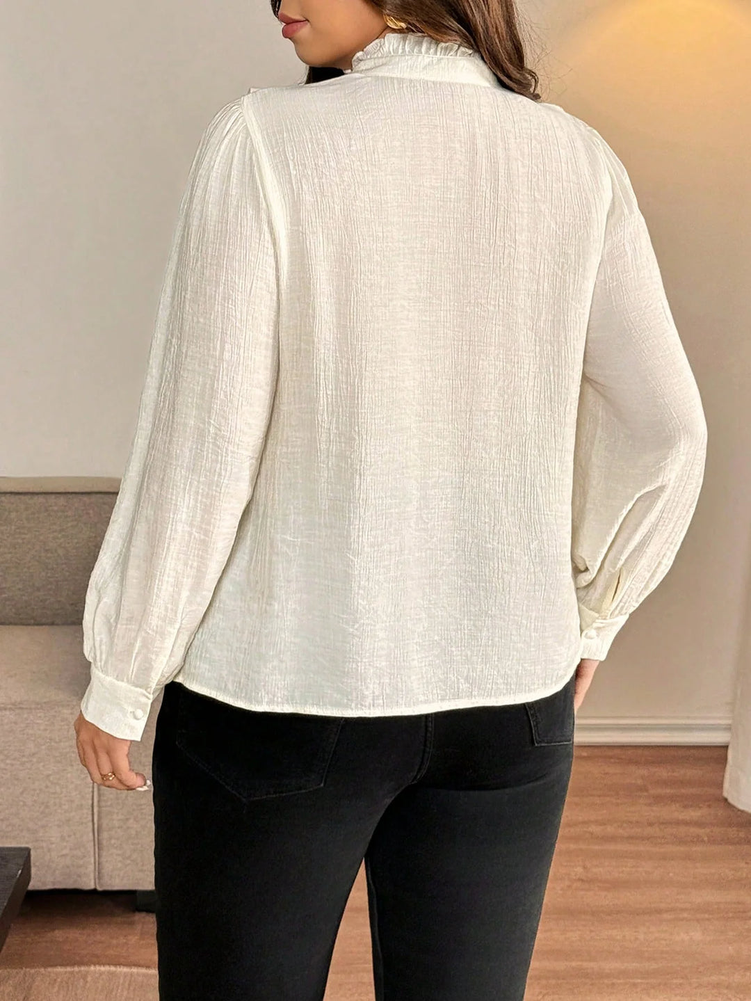 Antonia | Blusa Curvy Bordada con Manga Globo