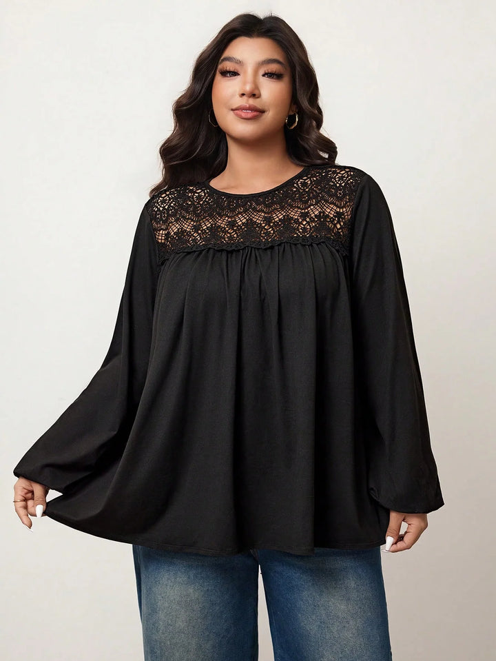 Ximena | Blusa Curvy de Línea Evasé con Encaje