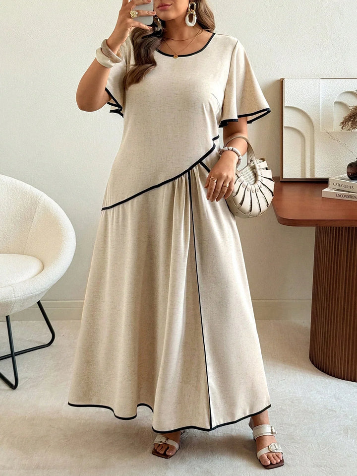 Oriana | Vestido Maxi Curvy Beige de Estilo Casual