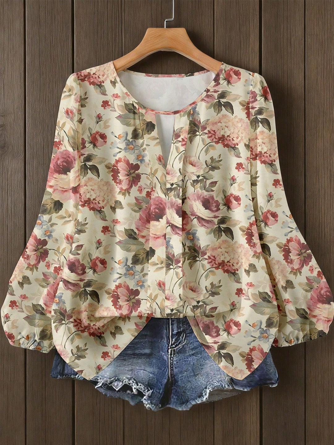 Ramona | Blusa Curvy Floral de Manga Larga