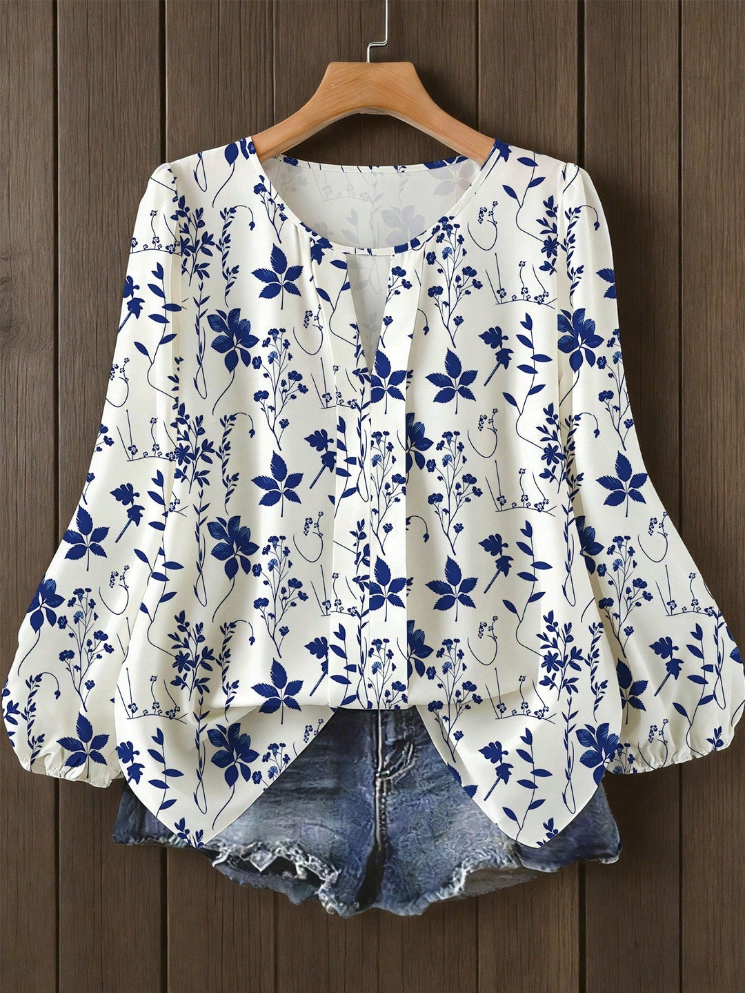 Ramona | Blusa Curvy Floral de Manga Larga