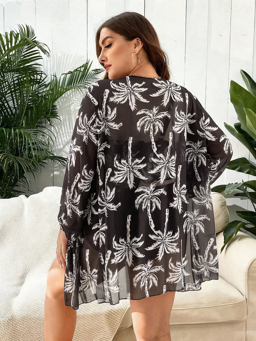 Ángela | Conjunto de Playa Curvy con Estampado de Palmeras