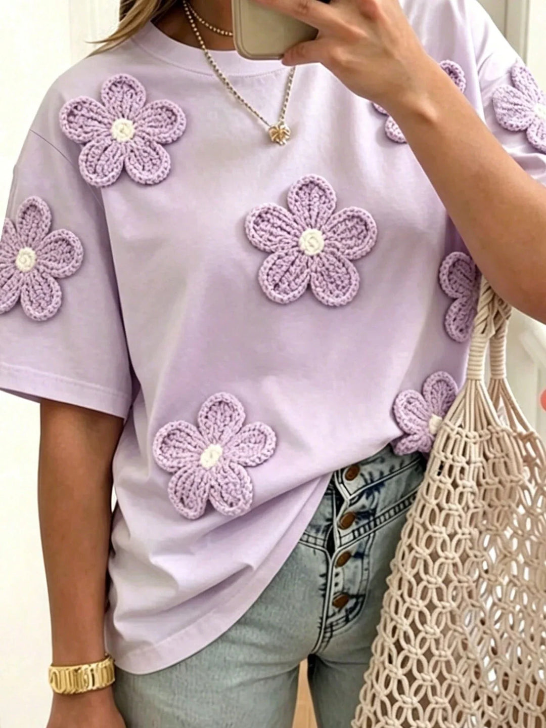 Almudena | Camiseta Curvy de Flores Bordadas