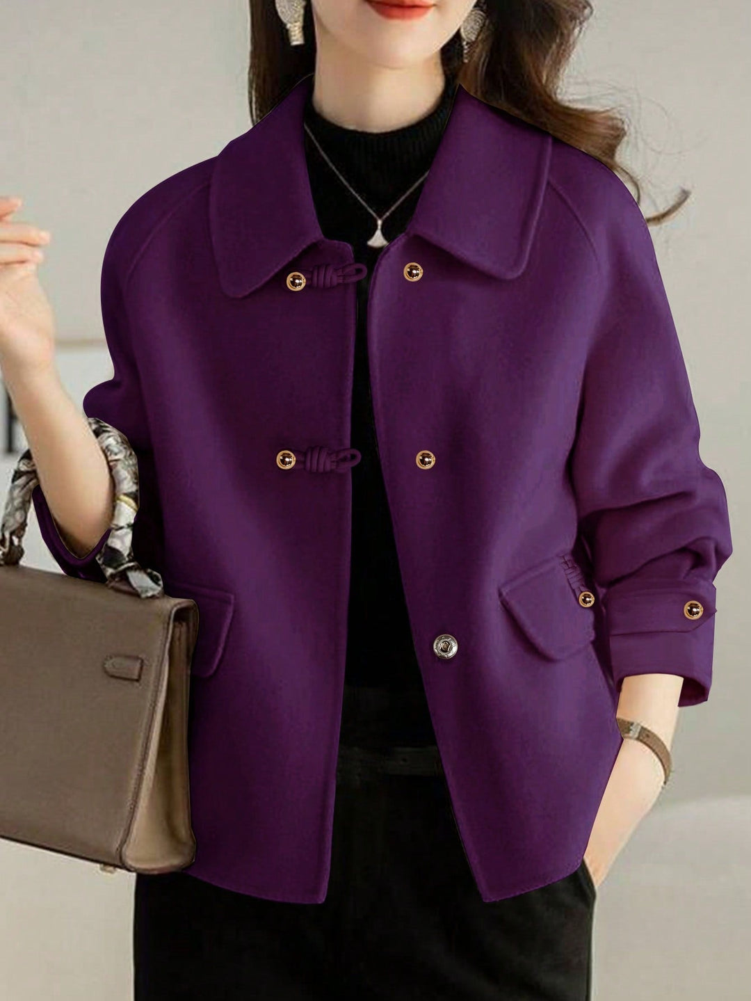 Teresa | Chaqueta Curvy Corta de Lana con Solapas