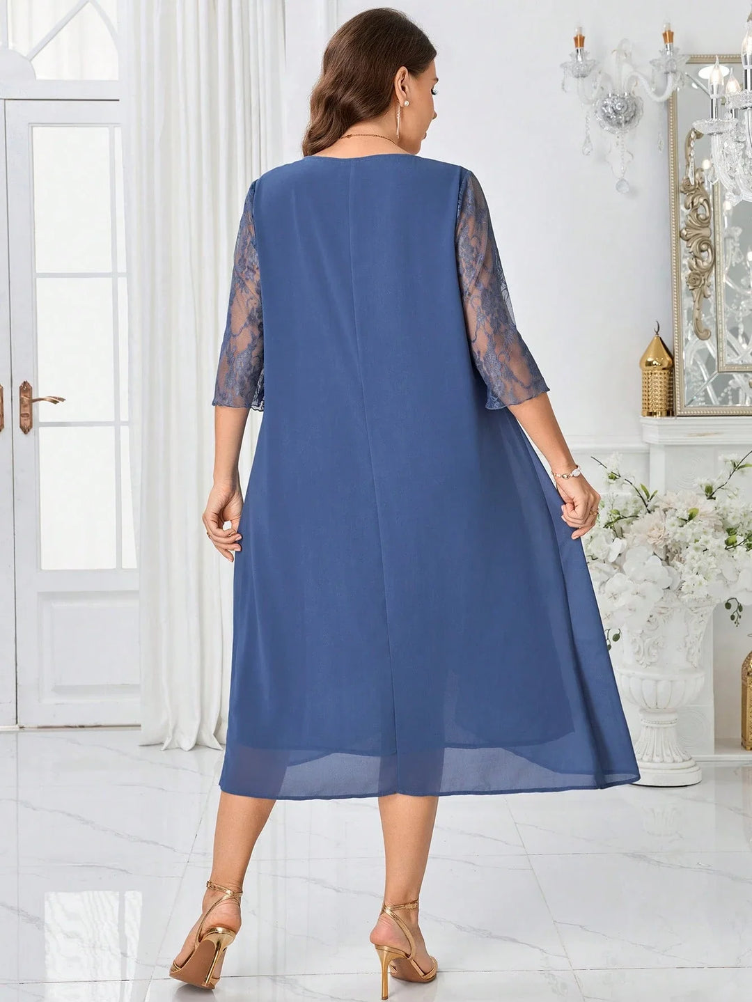 Claudia | Vestido Curvy Azul de Chifón y Encaje