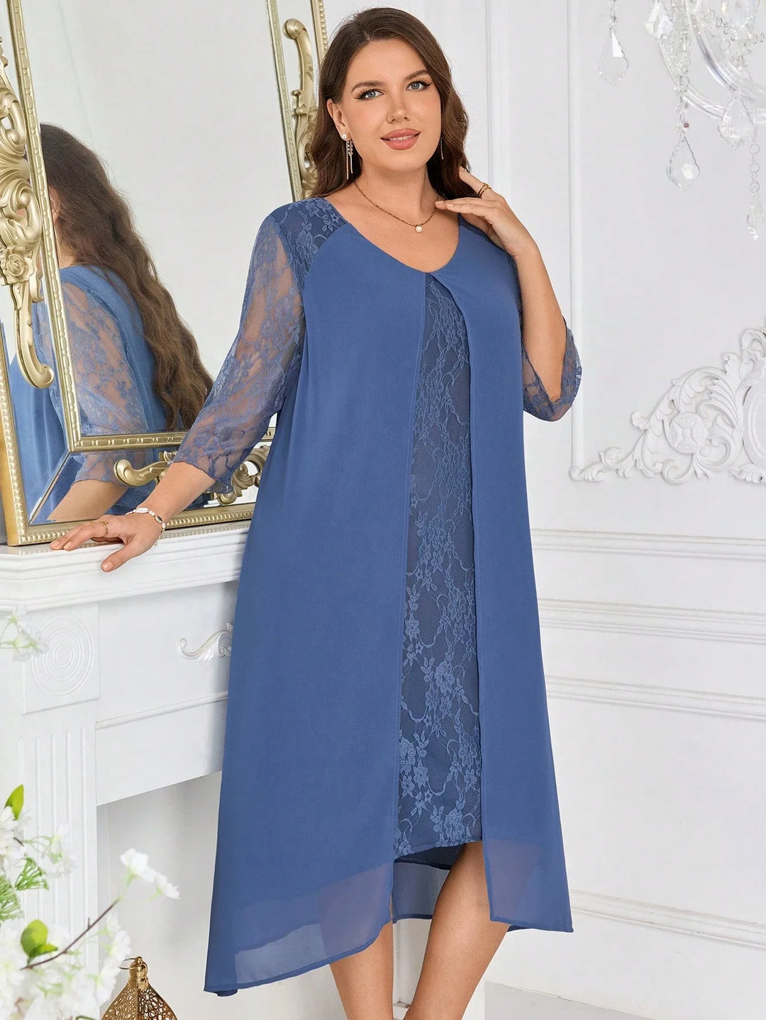 Claudia | Vestido Curvy Azul de Chifón y Encaje