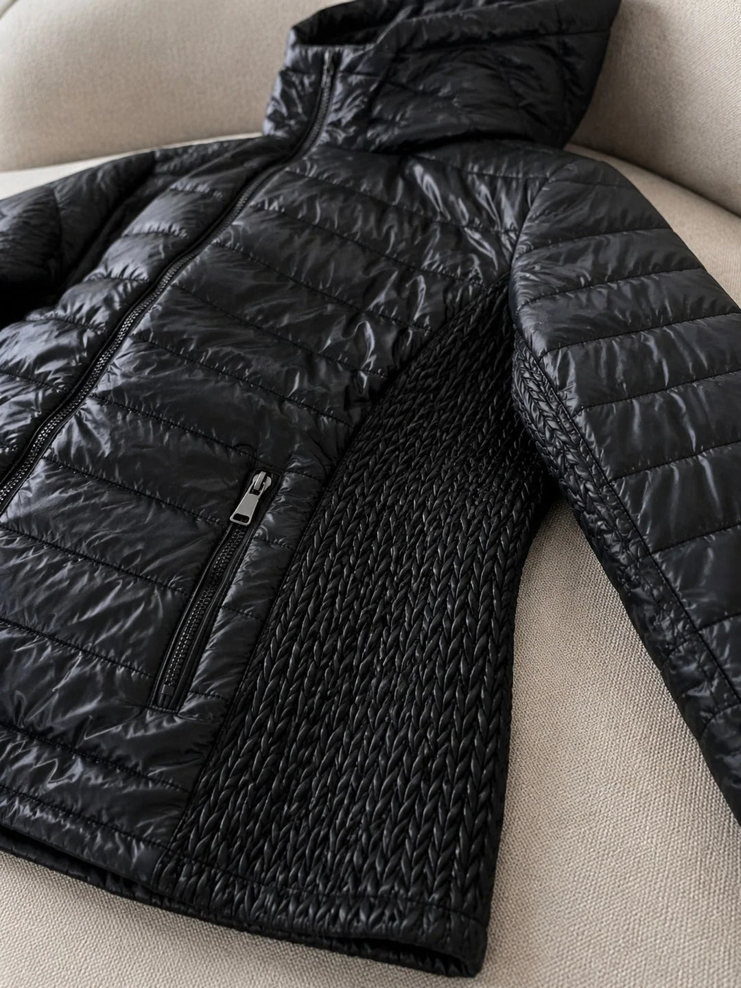Laura | Chaqueta Curvy Acolchada con Capucha