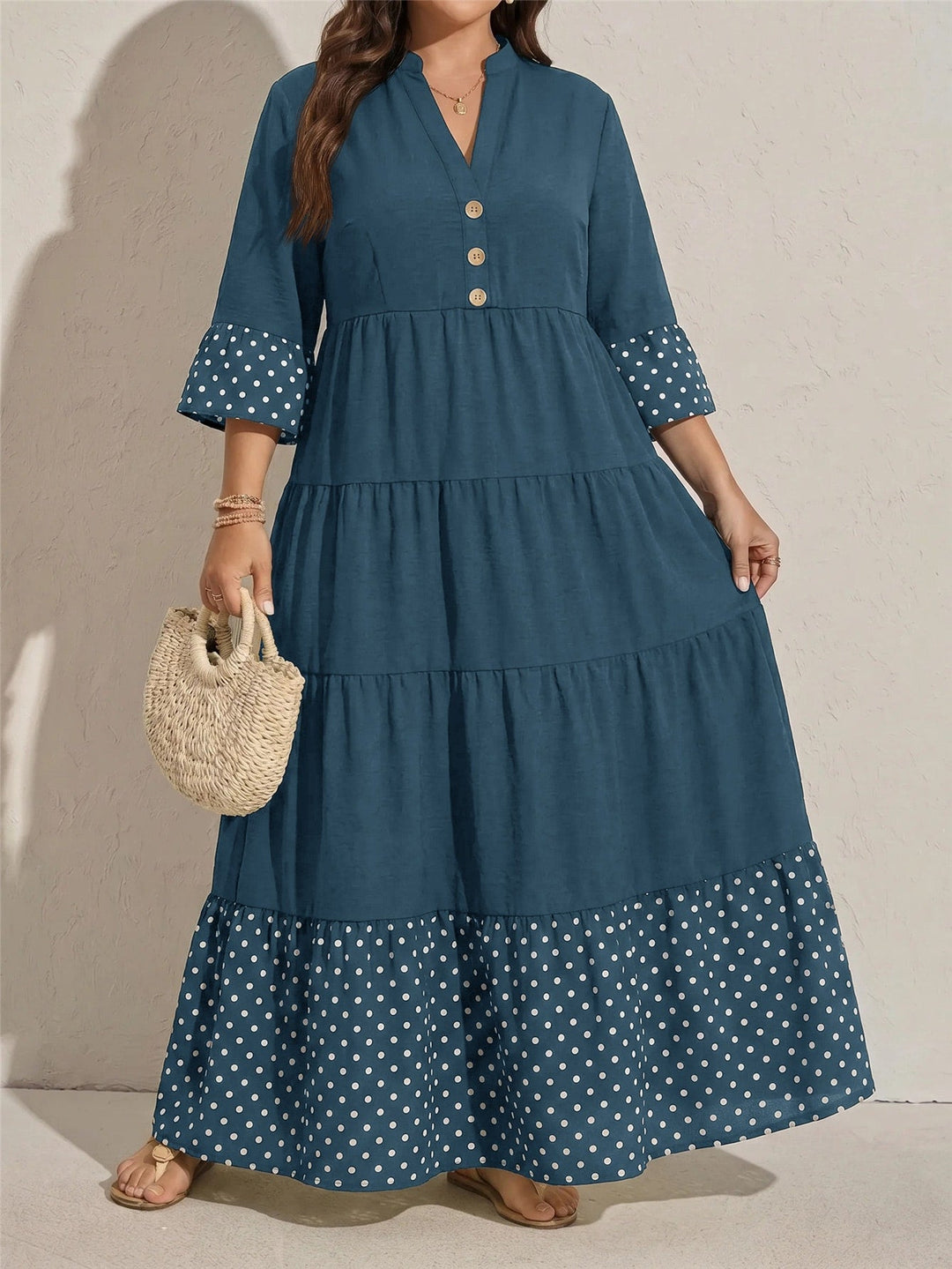 Susana | Vestido Curvy de Lunares con Botones