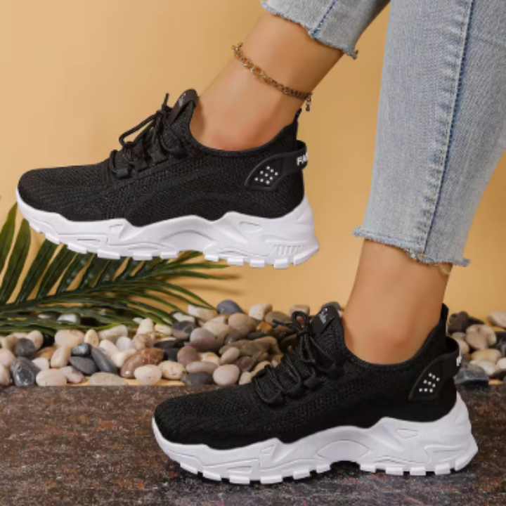Málaga | Zapatillas Monocromáticas