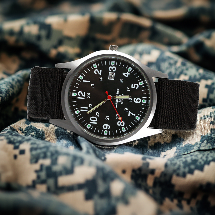Reloj casual estilo militar