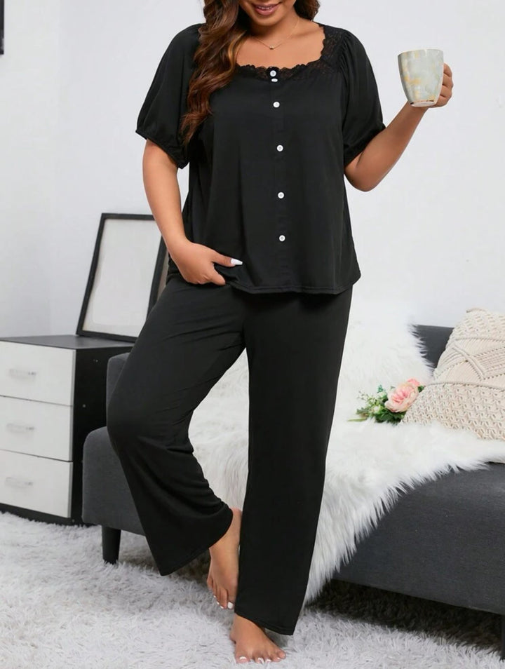 Pijama curvy de encaje con botones delanteros