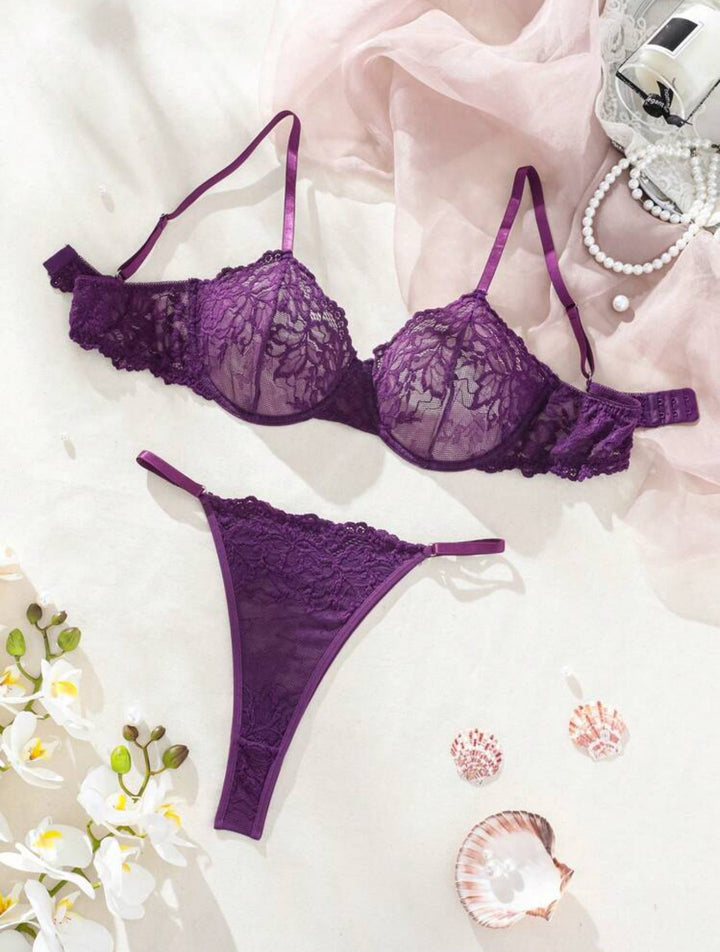 Conjunto de lencería sexy curvy de encaje