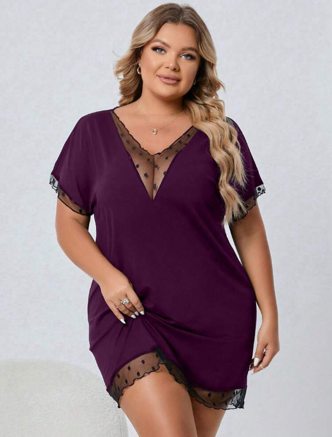Camisón curvy de tul con mangas murciélago