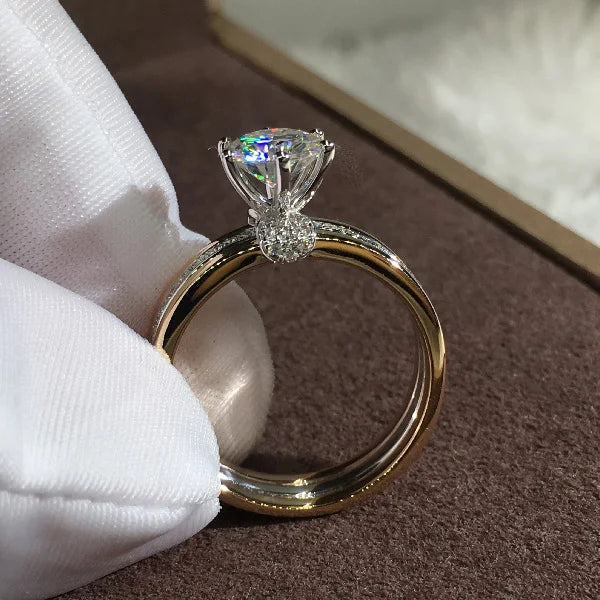Lumi Round | White Crystal Ring