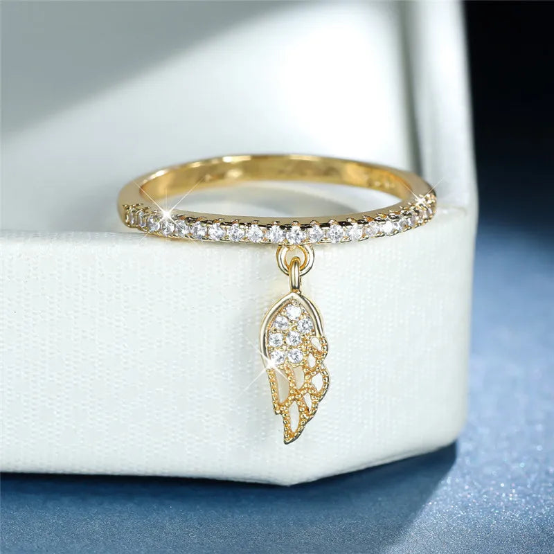Leuke Vrouwelijke Kristallen Engel Vleugel Hanger Ring Trendy Goud Zilver Kleur Verlovingsring Charme Zirkoon Steen Trouwringen Voor Vrouwen
