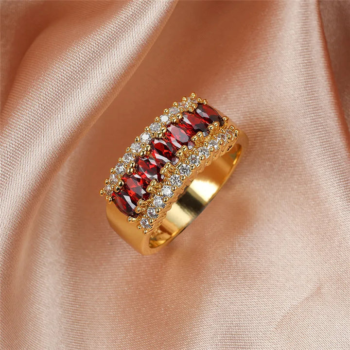 Luxe Vrouwelijke Rode Kristal Steen Ring Charm Grote Gouden Kleur Bruiloft Sieraden Voor Vrouwen Belofte Geometrische Zirkoon Verlovingsringen