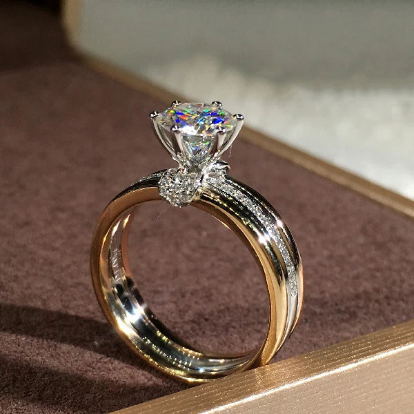 Lumi Round | White Crystal Ring